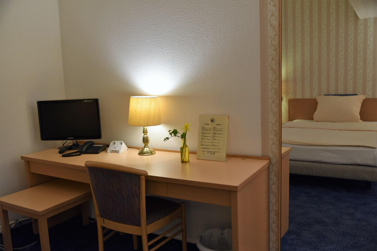 Bedroom 3, Harsshof, Salzgitter