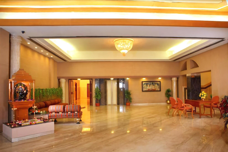 Public Area, Sangam, Tiruchirappalli
