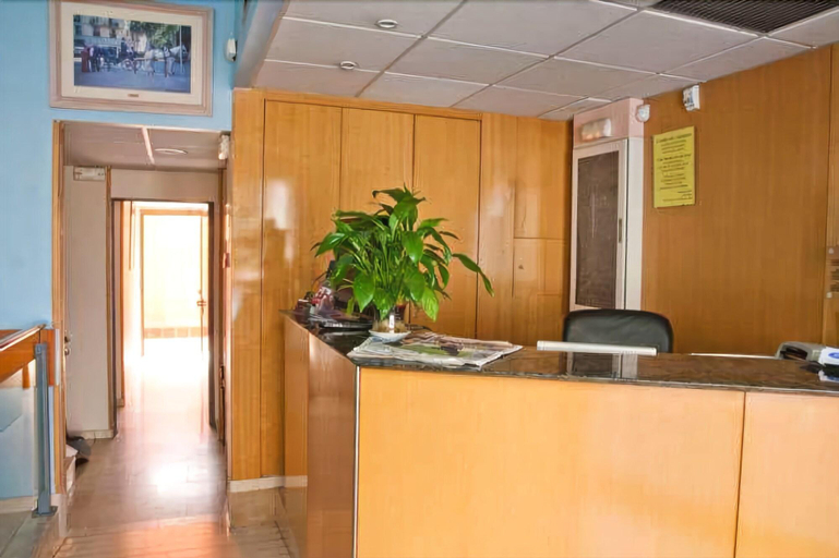 Public Area 2, Hostal Baler, Barcelona