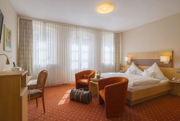 Bedroom 3, Hotel Garni "Brauerei Keller", Miltenberg