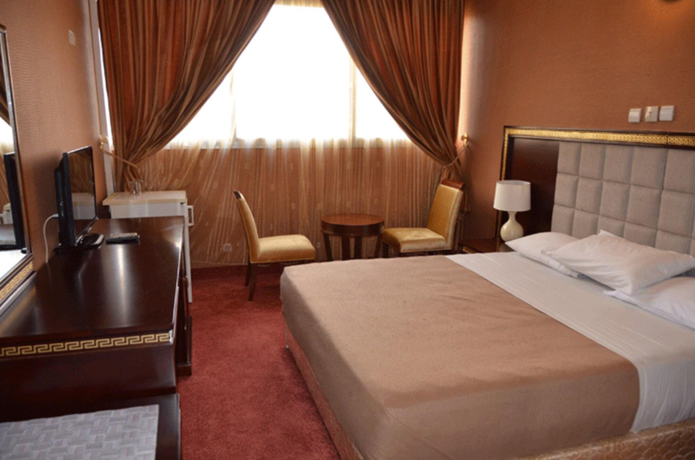 Bedroom 4, Hotel Palm Beach, Kadiogo