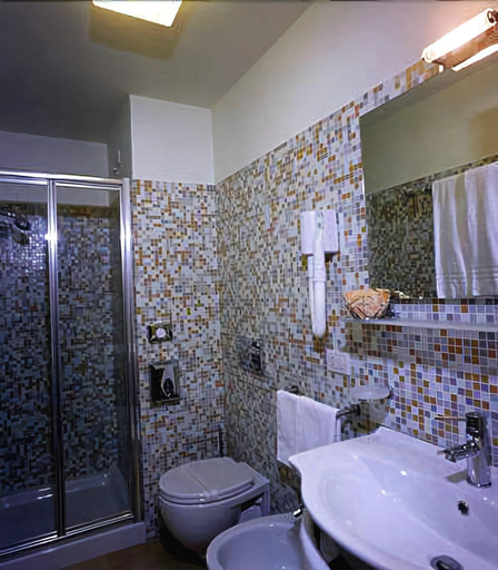 Bathroom 5, Hotel Agathae, Catania