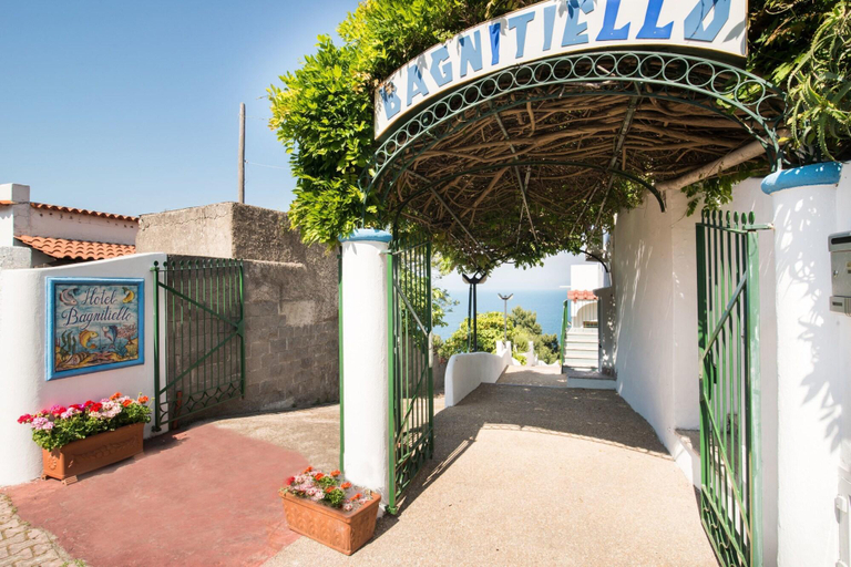 Exterior & Views 2, Hotel Bagnitiello, Napoli