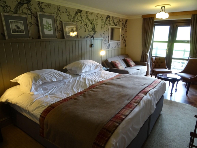 Bedroom 2, The Groes Inn, Conwy