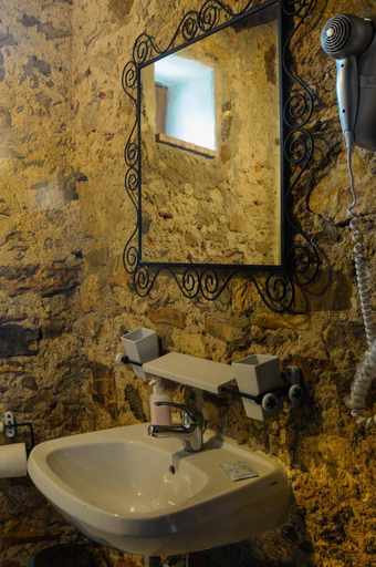 Bathroom 4, B&B La Voce Del Fiume Dimora Storica, Potenza