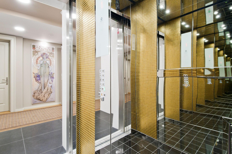 Public Area 3, Hotel Royal Prague, Praha 7