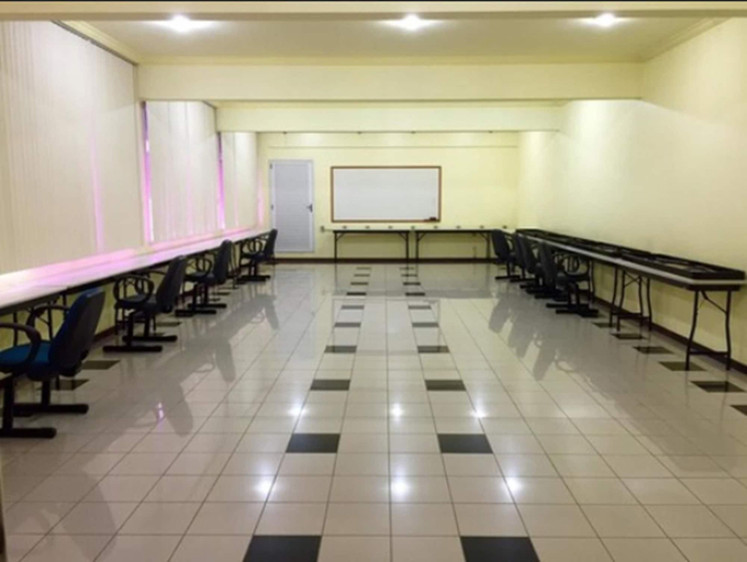 Public Area, Estacao 101 - Brusque, Brusque