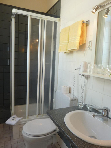 Bathroom 5, Marin Hotel Sylt, Nordfriesland