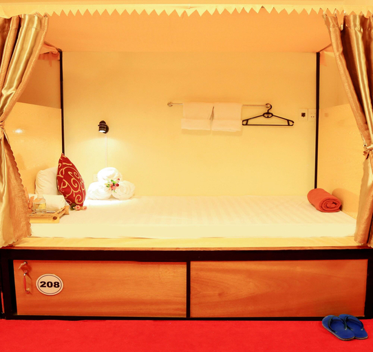 Bathroom 5, Like Backpacker Hostel, Da Nang
