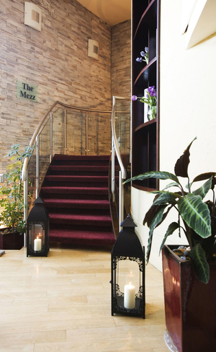 Public Area 2, Farmers Kitchen Hotel