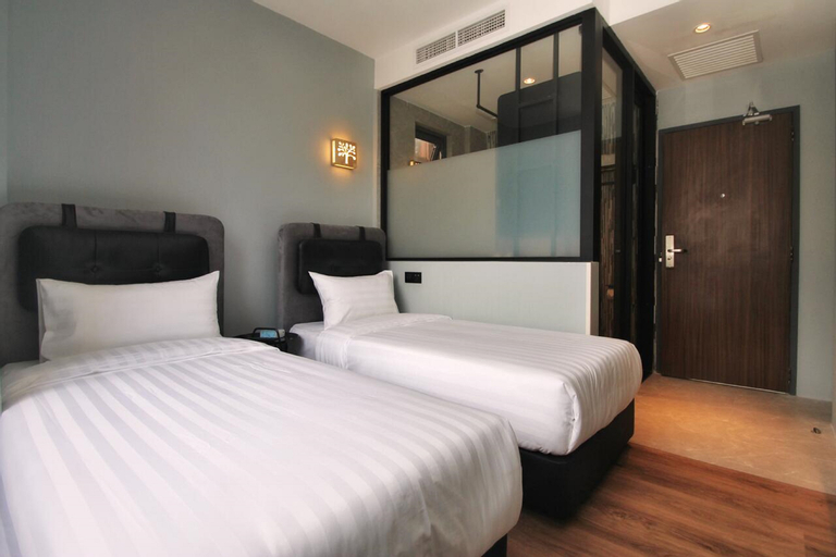 Bedroom 2, The Seraya Hotel, Kota Kinabalu