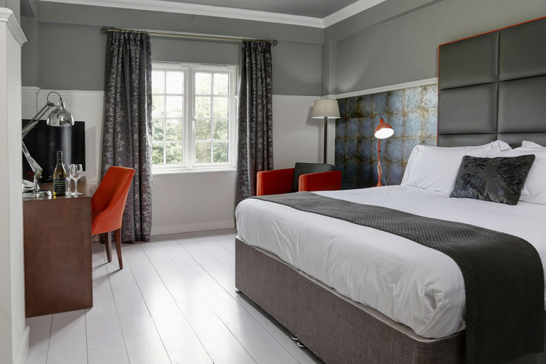 Bedroom 1, Needham House Hotel, Hertfordshire