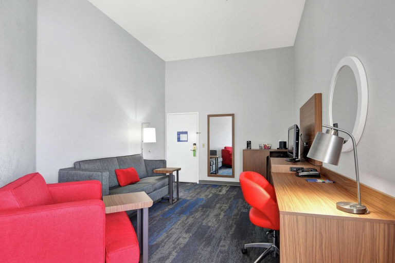 Others 5, City Express by Marriott Santa Ana/Org County Apt, Orange