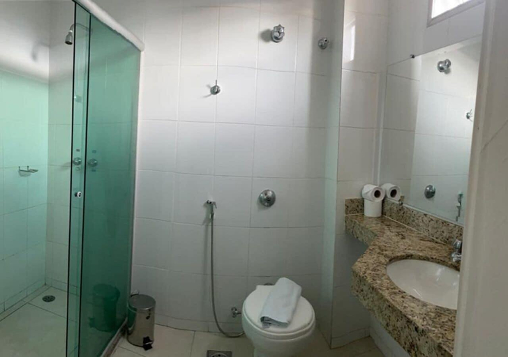 Bathroom 4, Biss Inn Hotéis, Goiania