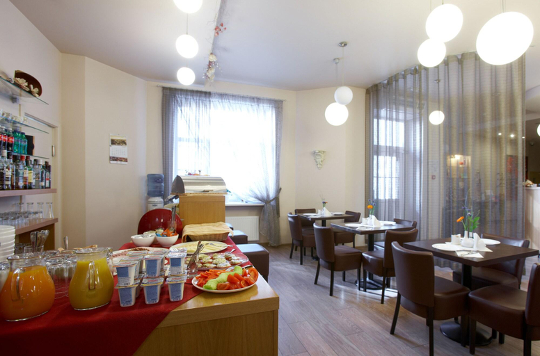 Food & Drinks 5, Hotel Edvards, Riga