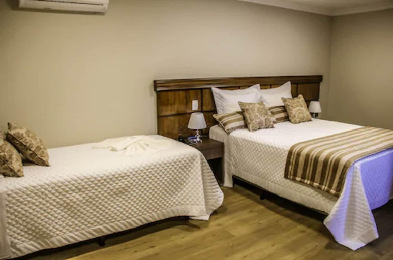 Bedroom 3, Hotel Gramado Interlaken, Gramado