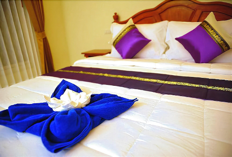 Bedroom 4, Nok Resort & Hotel, San Sai