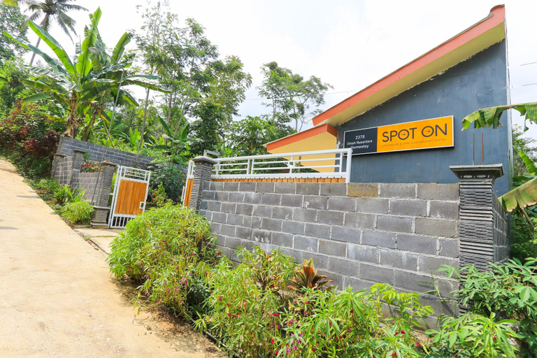 Exterior & Views 1, SPOT ON 2378 Omah Nusantara Homestay, Lumajang