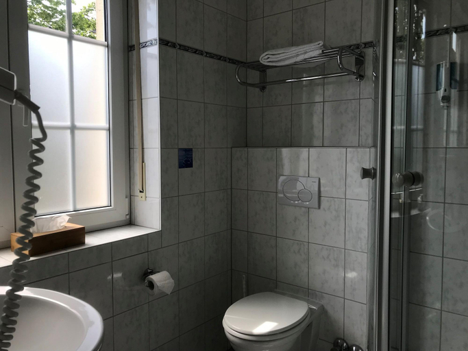 Bathroom 4, Minotel Stratmann, Steinfurt