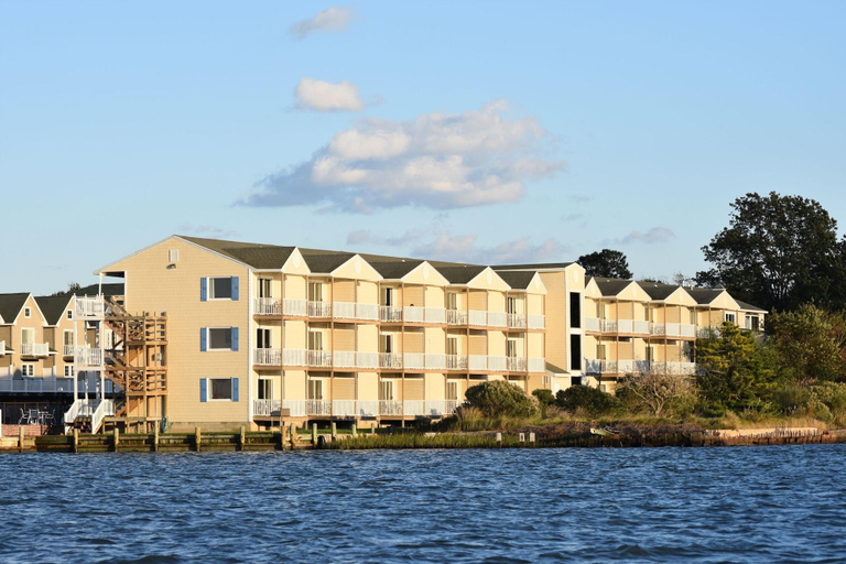 Exterior & Views 2, Waterside Inn, Accomack