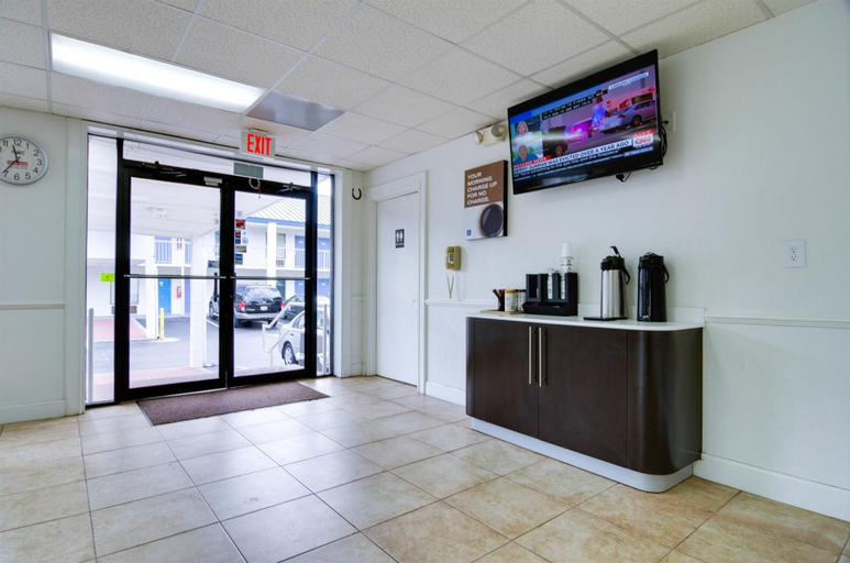 Public Area 2, Motel 6 Atlanta, GA, DeKalb