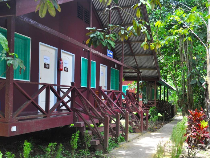 Exterior & Views 3, Sukau Greenview Bed And Breakfast, Kinabatangan