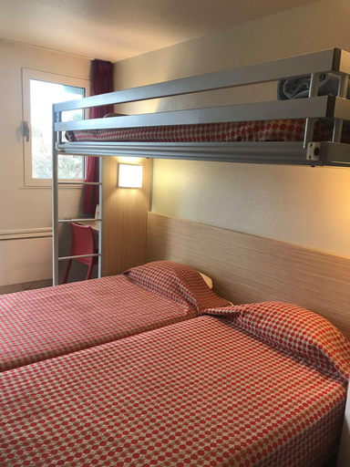 Bedroom 4, Premiere Classe Honfleur, Calvados