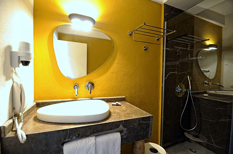 Bathroom 4, La Brezza Suite & Hotel, Bodrum