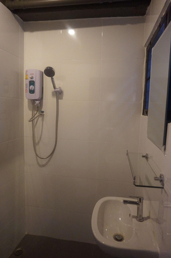 Bathroom 4, Duangdren Place, Muang Chiang Mai