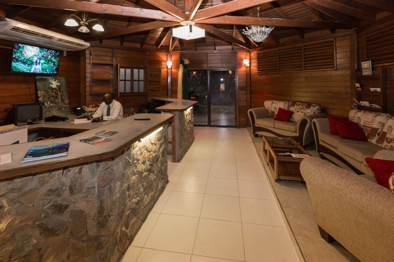 Public Area, Toucan Inn
