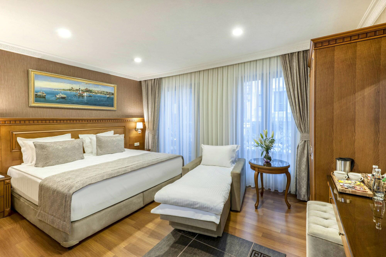 Bedroom 4, Royan Suites, Fatih