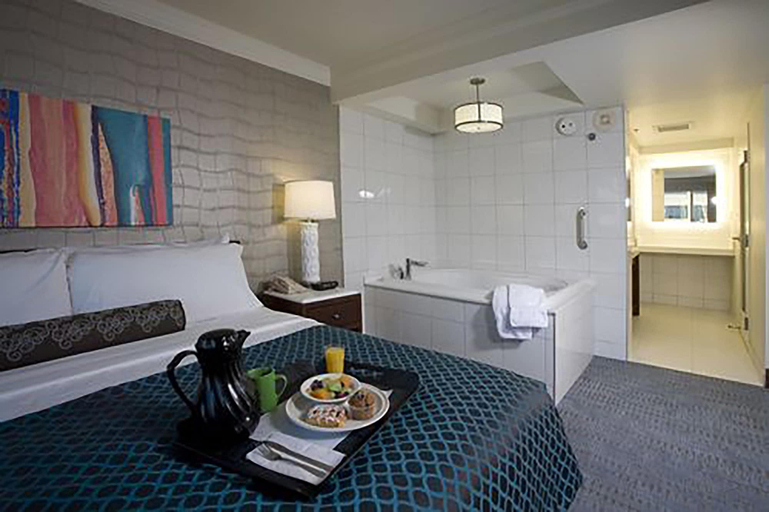 Bathroom 3, Bally's Evansville, Vanderburgh