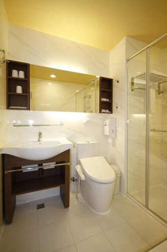 Bathroom 4, Hualien Naluwan Hotel, Hualien