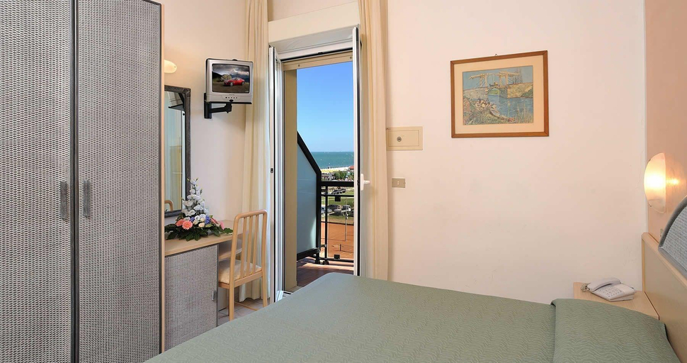 Bedroom 4, Ausonia, Ravenna