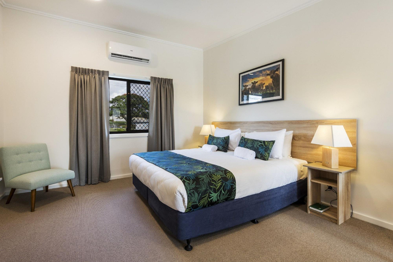 Bedroom 1, Club Maclean Motel, Clarence Valley- Coast