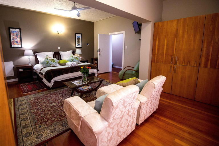 Bedroom 3, Harewood Lodge, Buffalo City