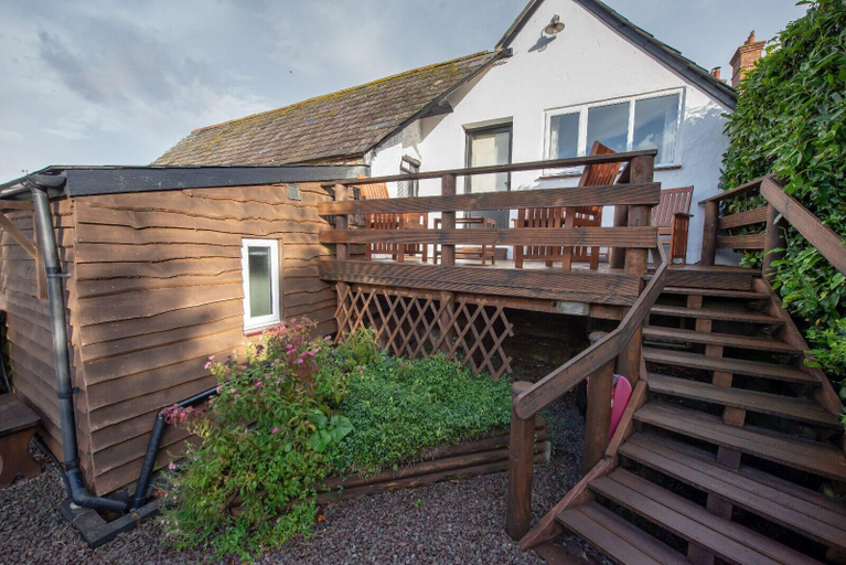 Public Area, Steps Farmhouse, Somerset