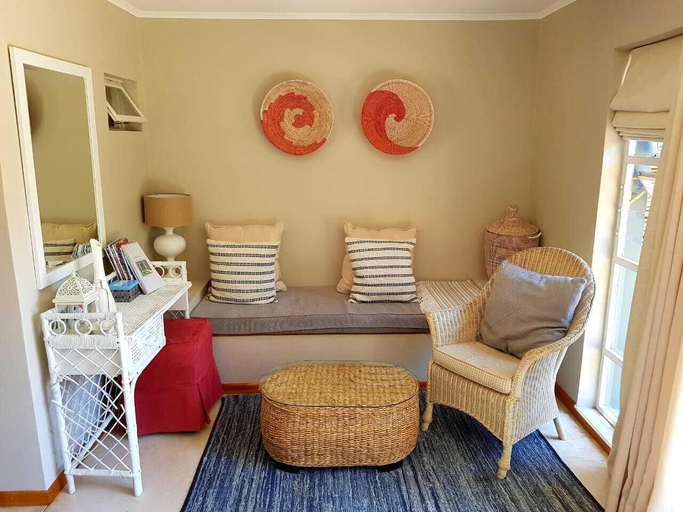 Public Area 3, Eight on Tuin, Cape Winelands