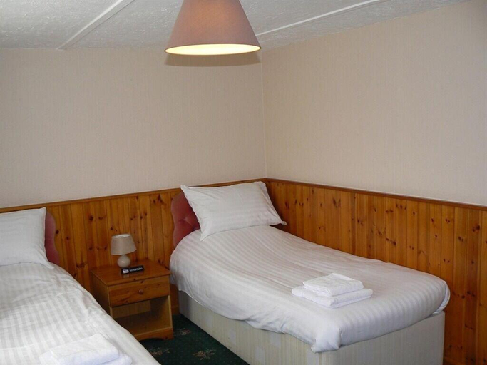 Bedroom 5, The Kings Head, Somerset