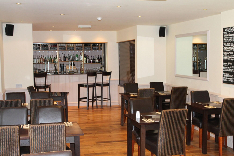 Food & Drinks 5, Oak Farm Hotel (M6 J12), Staffordshire