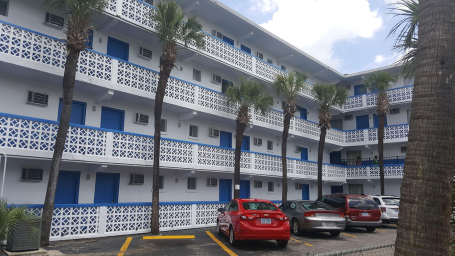 Exterior & Views 1, Polynesian Beach Resort, Horry