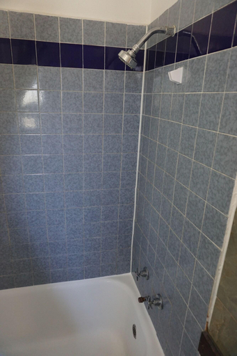 Bathroom 4, Las Palmas Hotel, Los Angeles