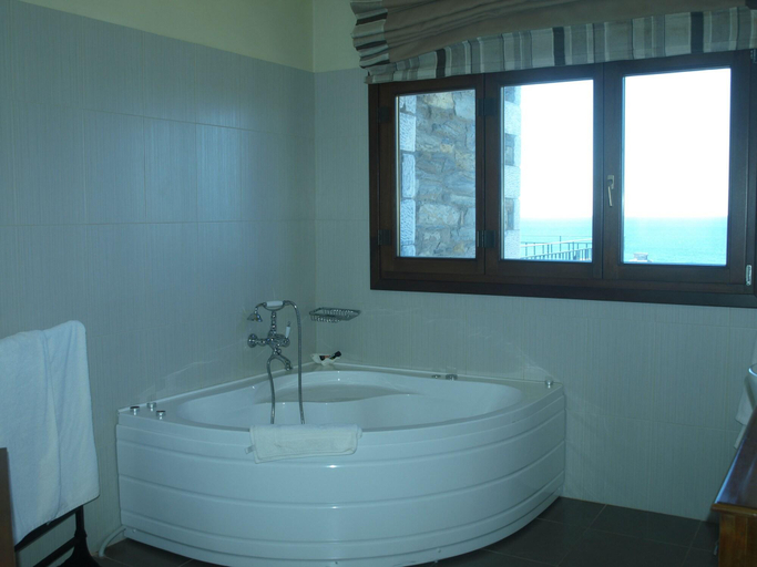 Bathroom 4, Porto Mani Suites, Peloponnese