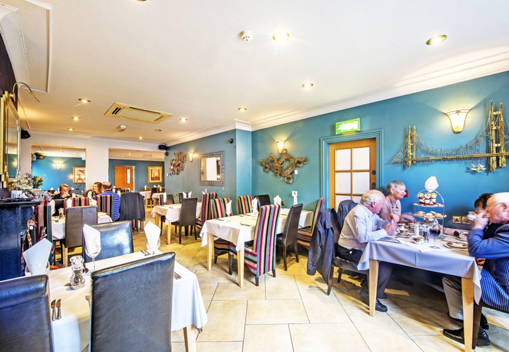 Food & Drinks 5, Dovedale Hotel and Restaurant, Lincolnshire