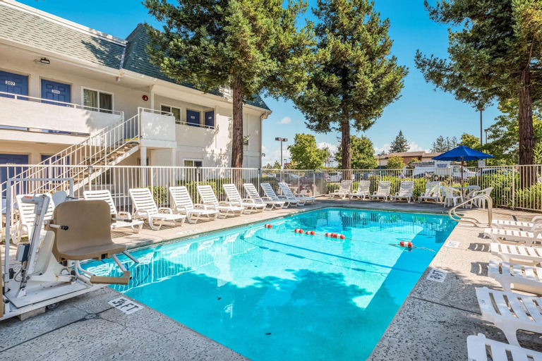Motel 6 Rohnert Park, CA, Sonoma