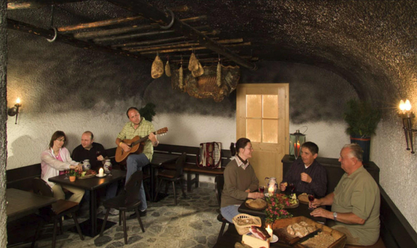 Food & Drinks 5, Alpenrose, Bolzano