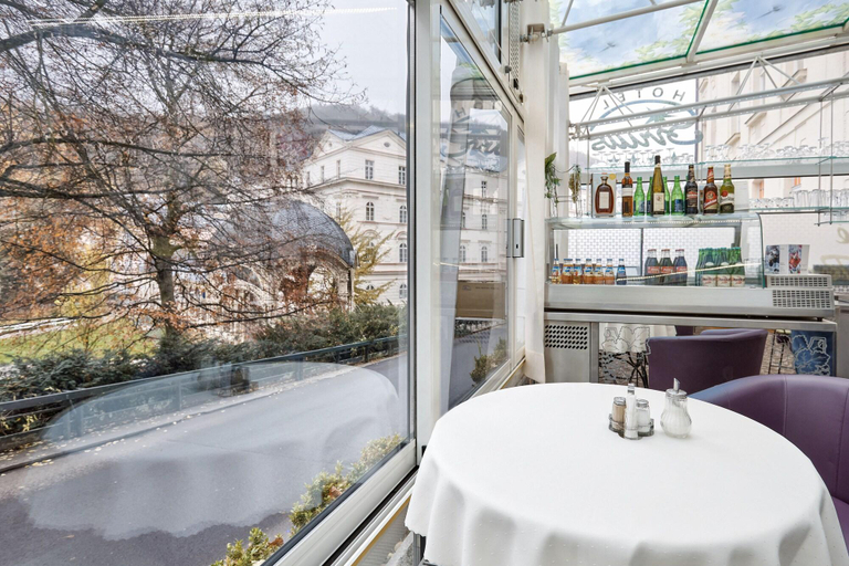 Bedroom 2, Hotel Sirius, Karlovy Vary