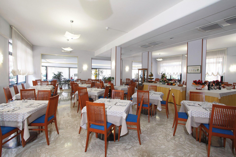 Food & Drinks, Hotel Mediterranée, Savona