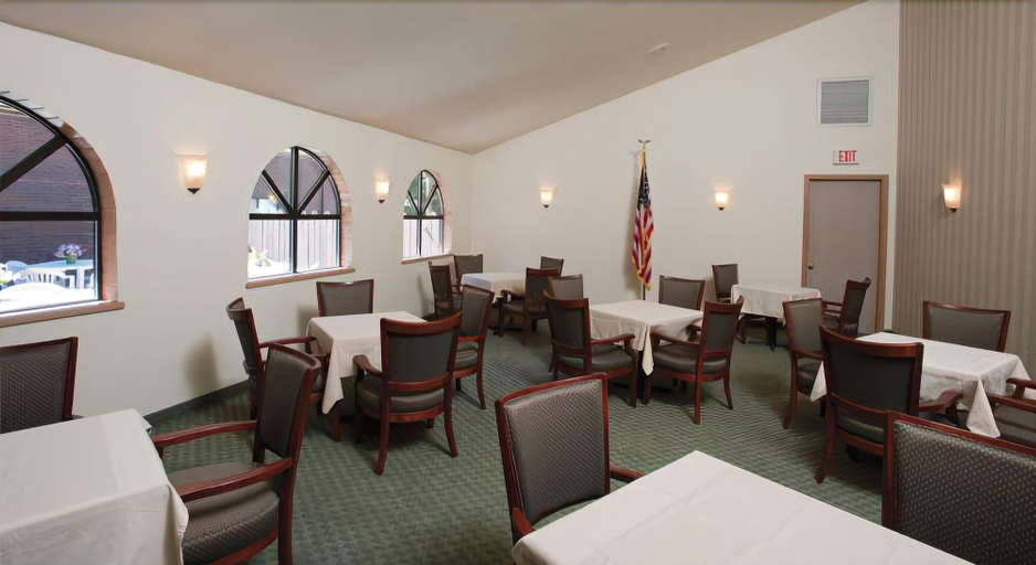 Food & Drinks 5, Wallace Inn, Shoshone