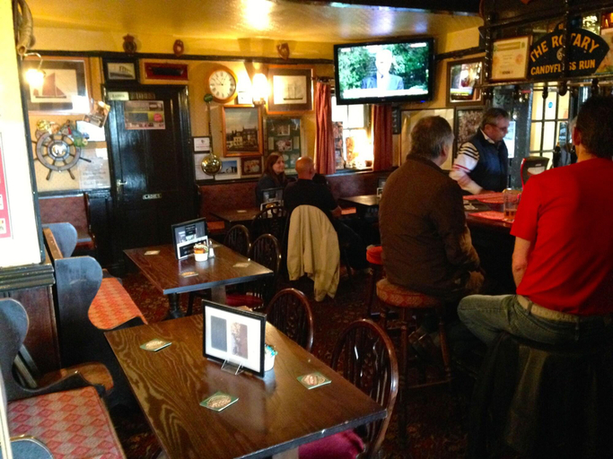 Public Area 2, The Kings Head, Kent